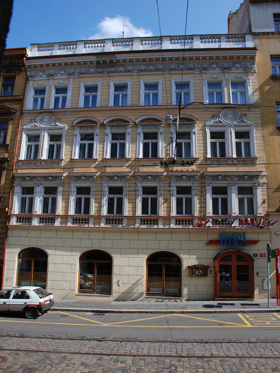 Ea Hotel Tosca Прага Экстерьер фото